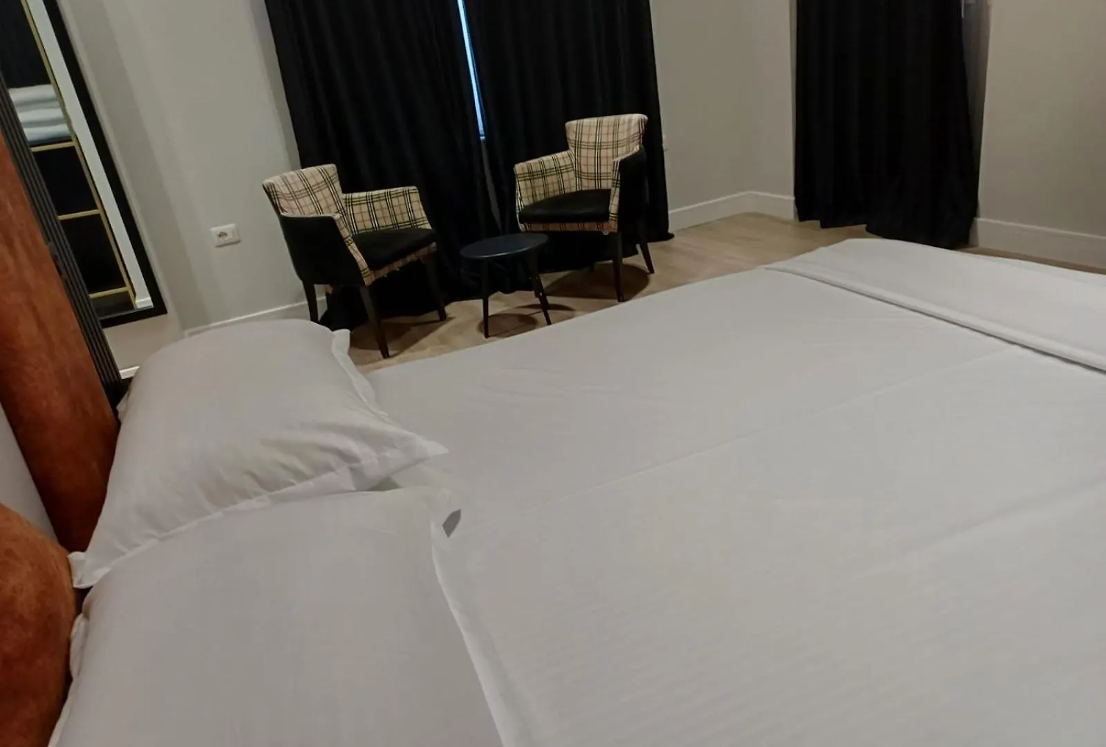 Oxygen Boutique Hotel Tiran