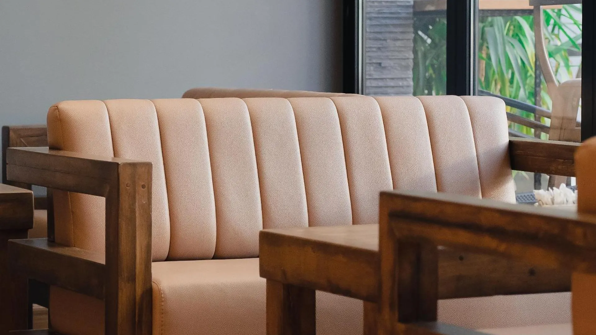 Oxygen Boutique Hotel Tirana 4*,